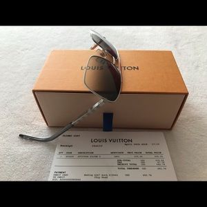 Louis Vuitton men’s attitude silver U sunglasses.